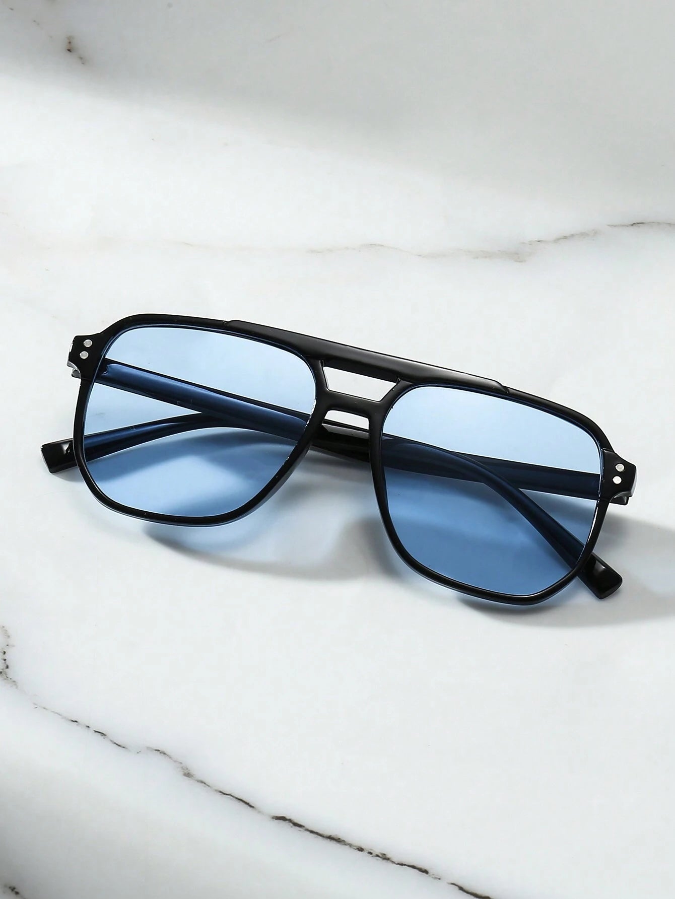Sunshift Retro Square Shades