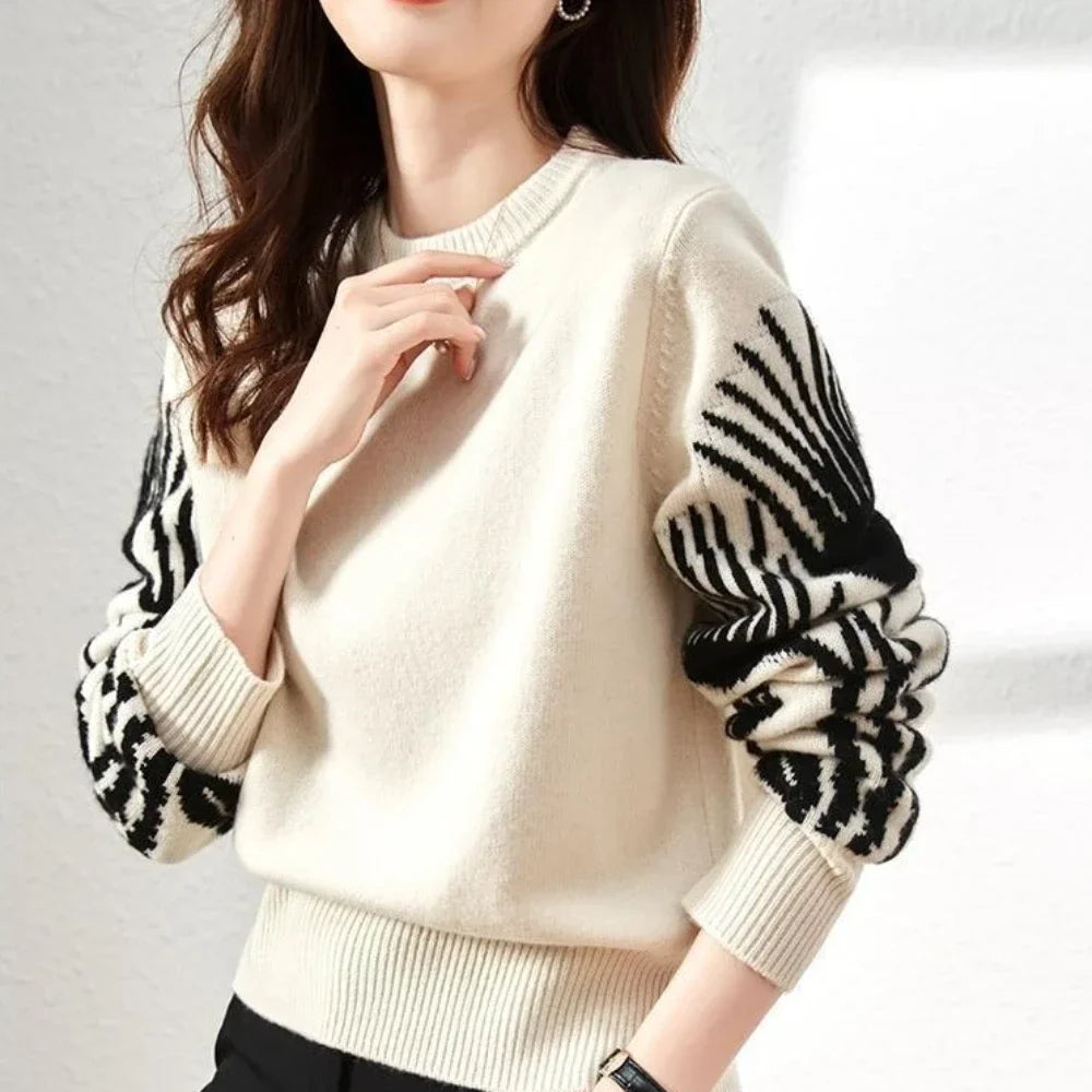 Arde Graphic Sweater