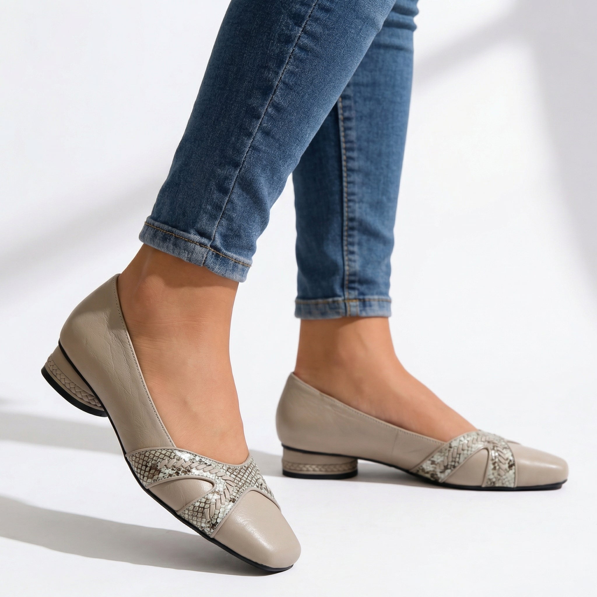 Elara Crossline Heels