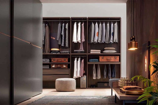 On Style That Lasts: Dressing and Decorating with Purpose