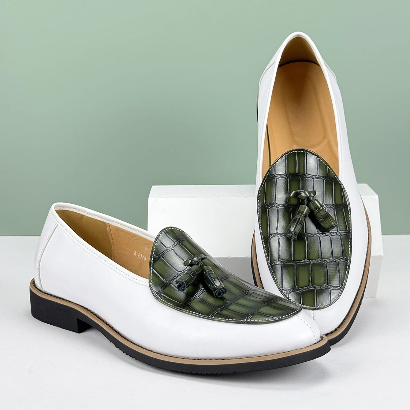 Modena Leather Loafer